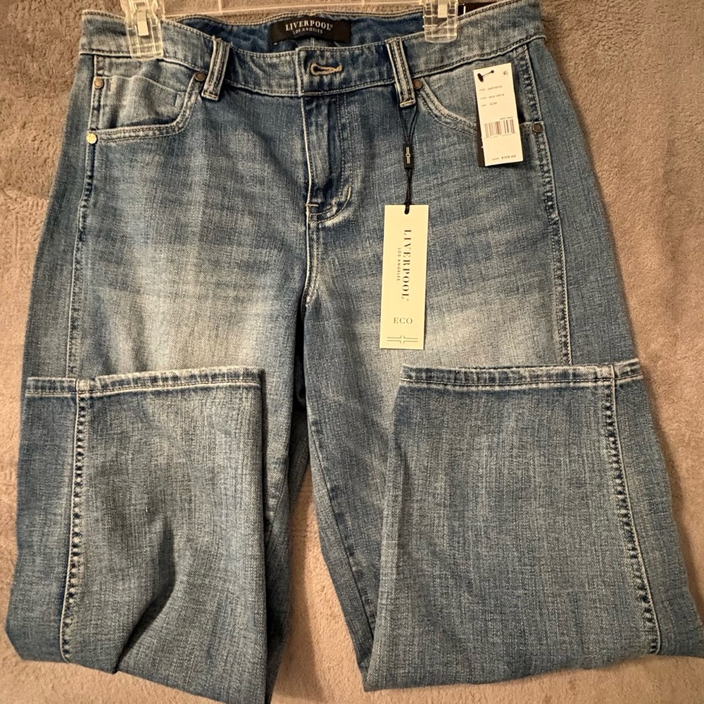 LIVERPOOL BARREL Capri Jean - Isla Vista - Picture 6 of 10
